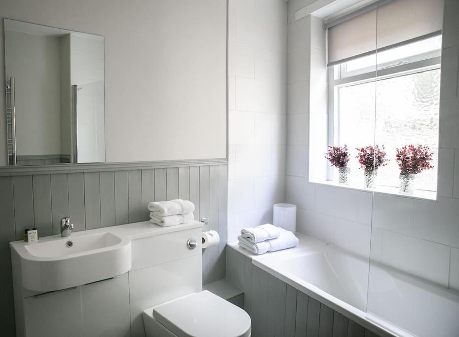 St Magnus House, Fabulous Town House * Harrogate